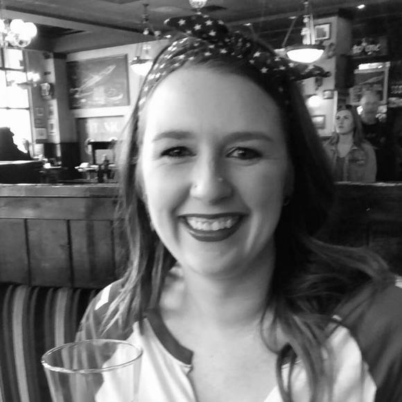 Meet your Posher, Ashlee - Picture 1 of 1